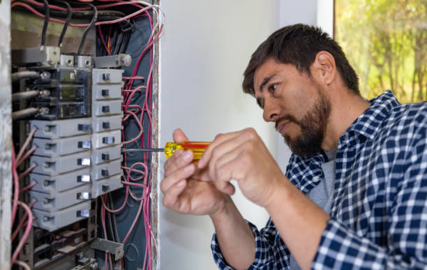 Best Circuit Breaker Repair  in Navarre, FL